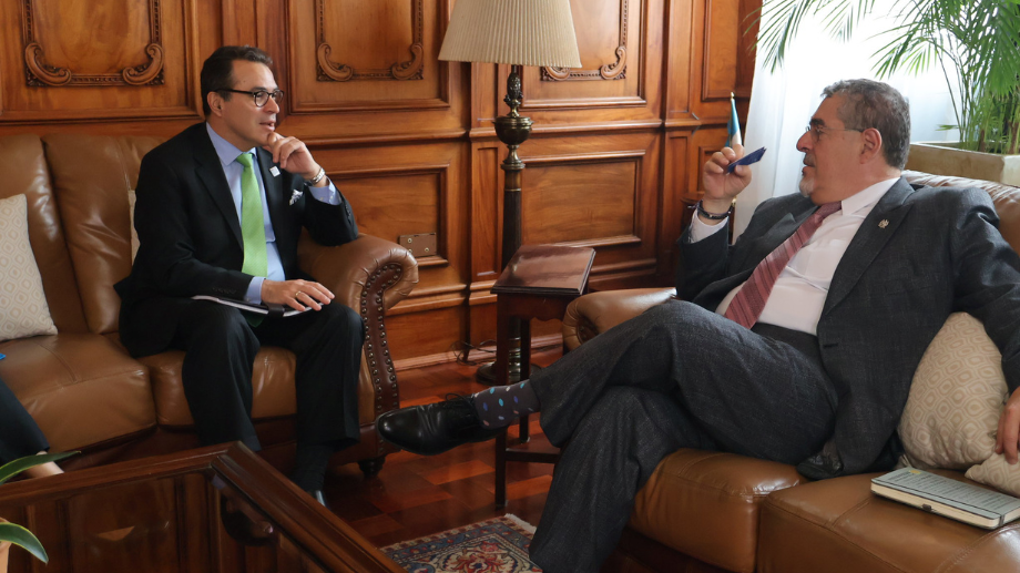 President of Guatemala and the Secretary-General of International IDEA