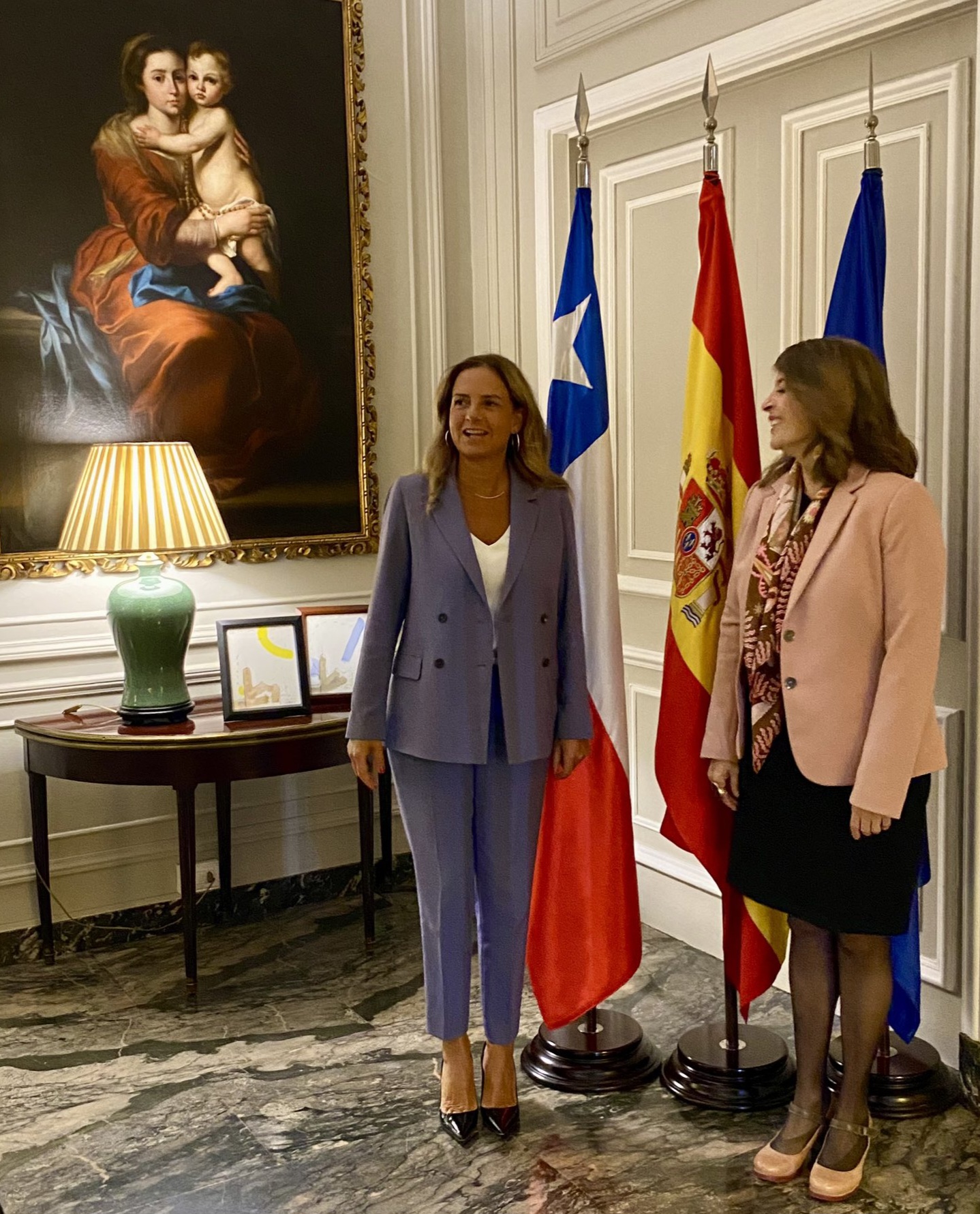 Susana Sumelzo, Secretaria de Estado para Iberoamérica y el Caribe y el Español en el Mundo de España, y Marcela Ríos, Directora Regional para América Latina y el Caribe de IDEA Internacional