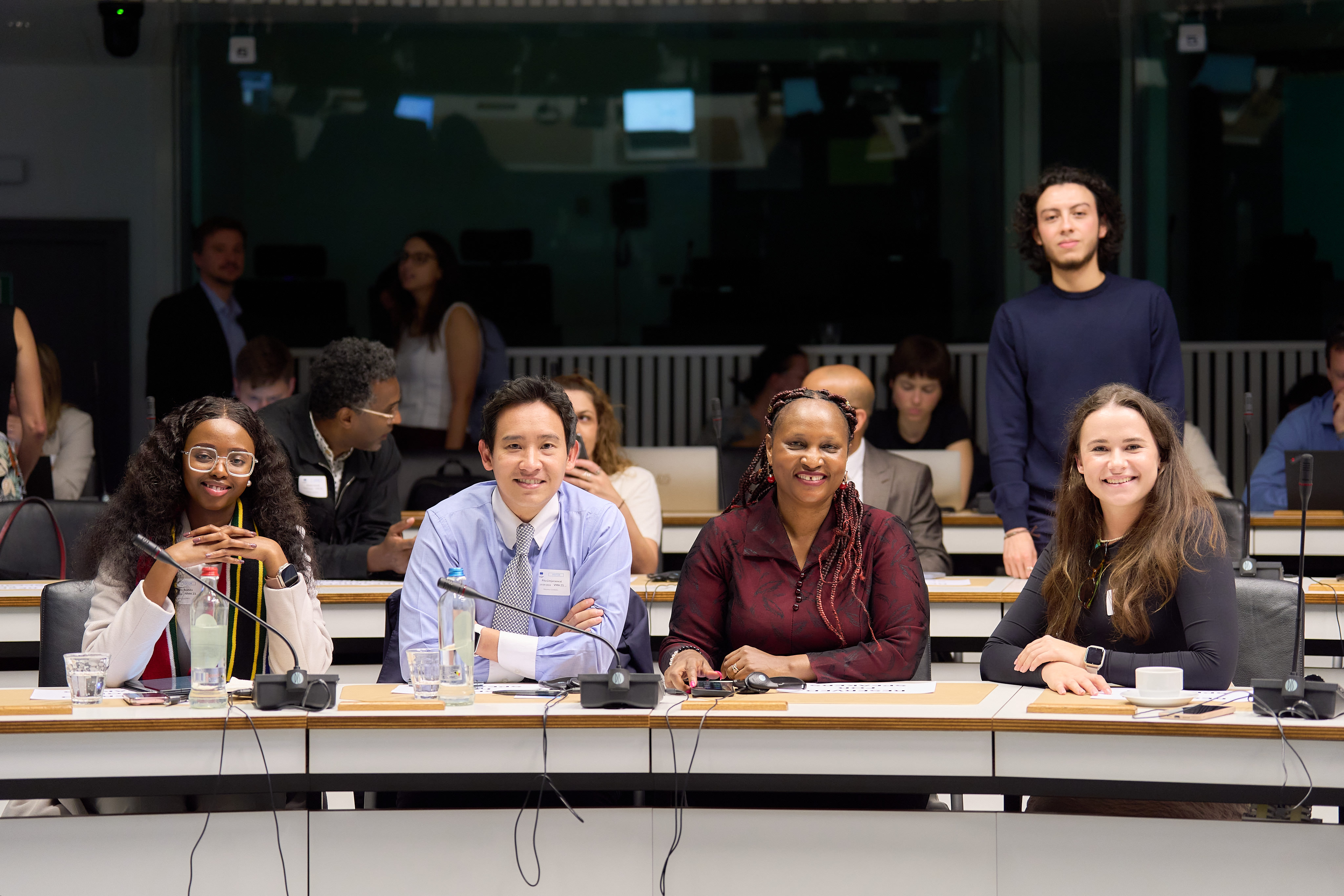 Young people are key to reinvigorating democracy! From South Africa to Poland, Argentina to Zambia and further to Thailand, youth-driven voter turnout has shaken up political landscapes. IDD 2024 at the International Democracy Day Brussels conference. Photo Credit: Bruno Maes.