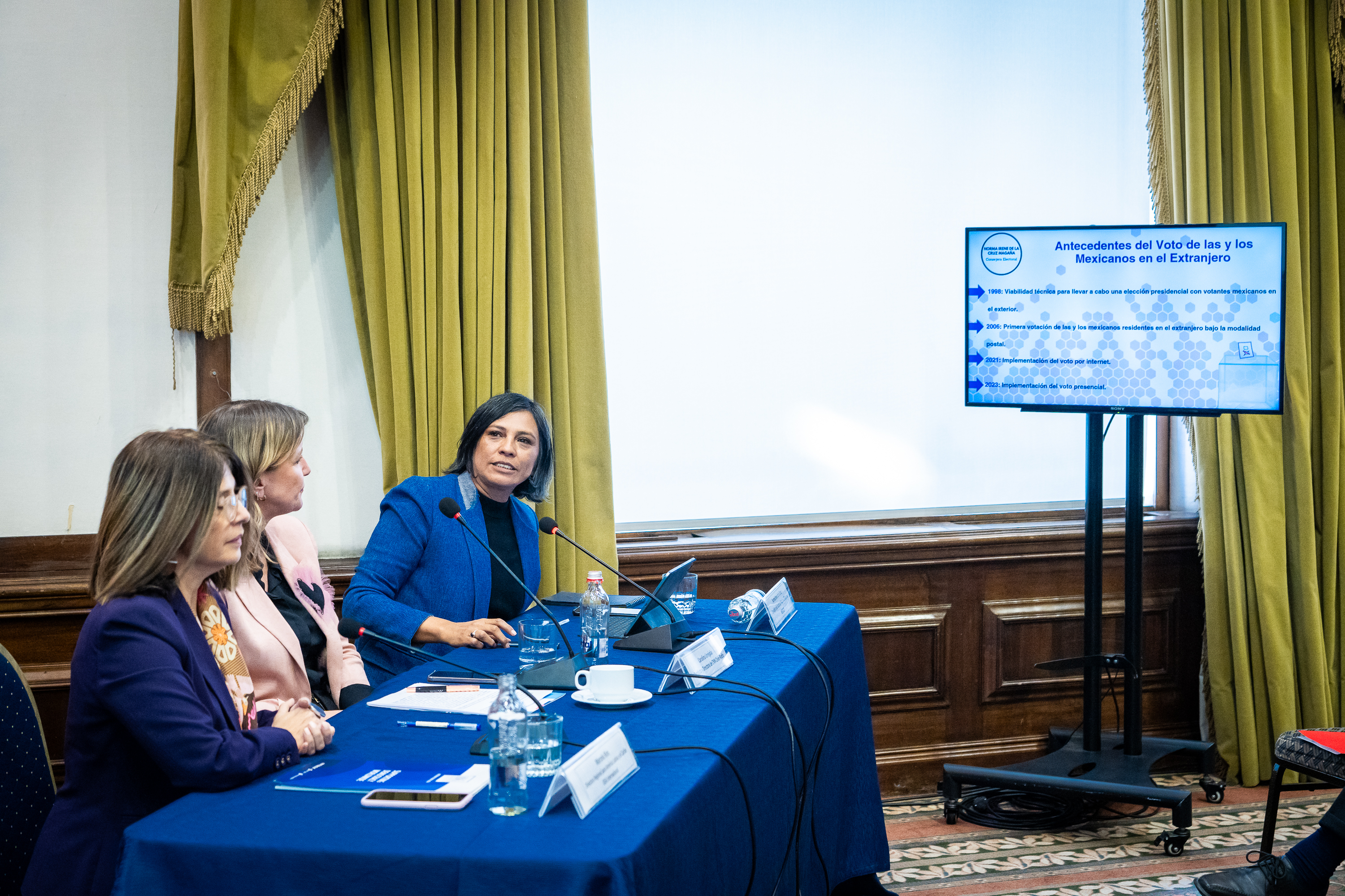 Norma Irene de la Cruz, Consejera del Instituto Nacional Electoral de México (“La reciente experiencia mexicana de voto por internet y postal”).