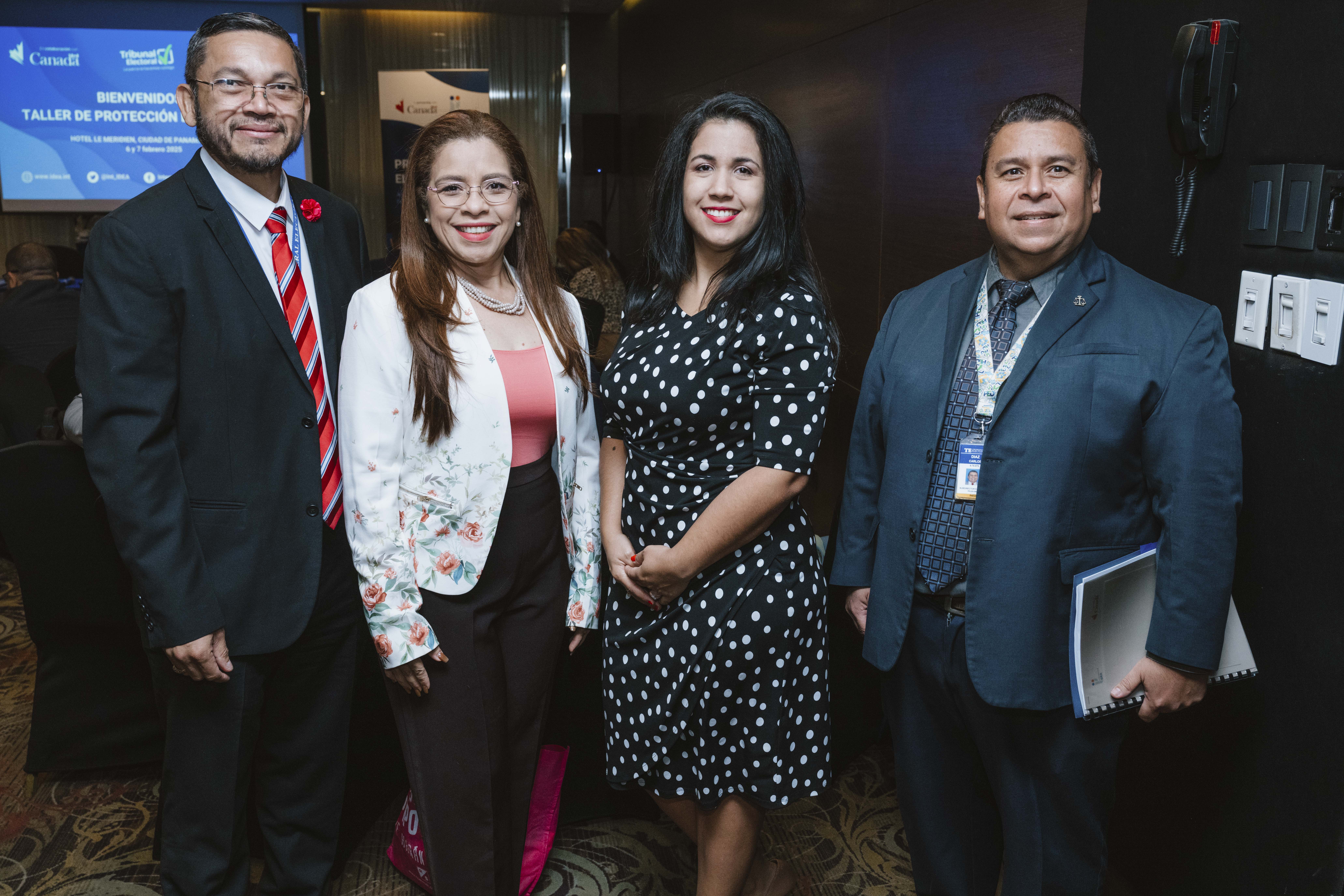 Javier Herrera, Head of Training, General Electoral Attorney's Office; Corina Cano, President, Association of Parliamentarians and Former Parliamentarians of the Republic of Panama; Érika Jiménez, Chief, Gender Equality Office, Electoral Tribunal; Carlos Díaz, Deputy Director, National Institute of Democratic Studies. Photo by @luiguisalasfotografo / International IDEA.