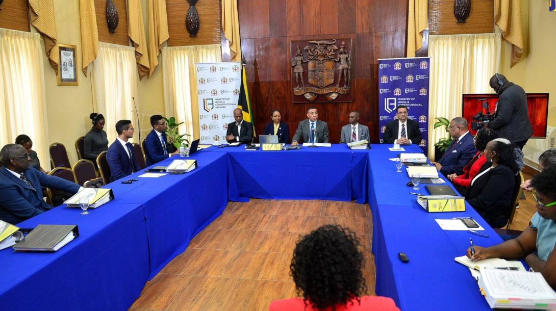 Constitutional Reform Committee meeting with Prime Minister Andrew Holness. Photo by Jamaica Information Service.